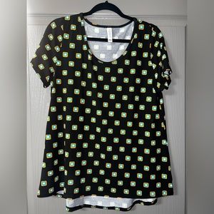 LuLaRoe T shirt